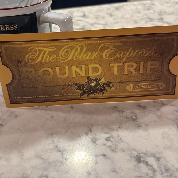 Polar Express VIP mug and golden ticket brand new - Picture 2 of 7